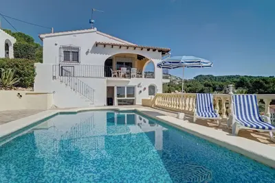 Image de Magnifique maison de vacances privée avec climatisation, piscine privée, Wifi, Tv, patio, parking