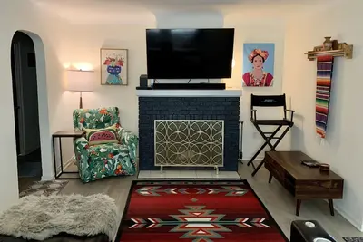Image de The Turquoise Cat Nob Hill 3 bedrooms 2 bathrooms garage private yard Fast WiFi