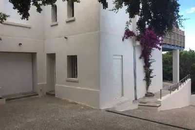 Image de Villa de charme à 80 mètres de la plage
