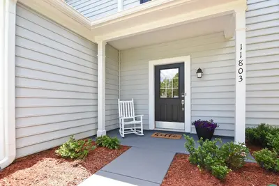 Image de @Clean / Sanitized@ South Charlotte 3b Home