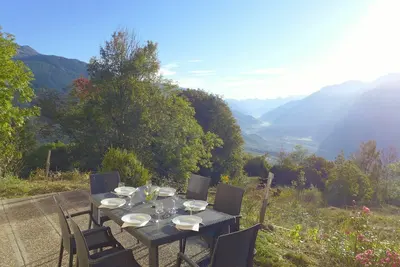 Image de Belle maison de vacances privée avec Wifi, Tv, terrasse, animaux admis, vue panoramique, parking