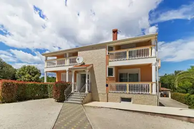 Image de Appartement à Banjole près de Centinera