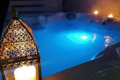 Image de Gite Ă la campagne Le Mas et son jacuzzi