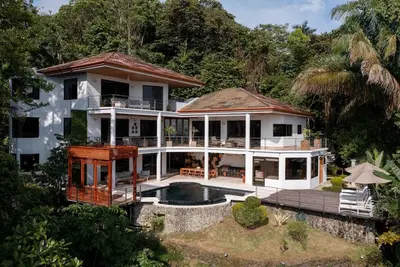 Image de Casa Anjali: Stunning Ocean View 7 Bedroom Luxury Villa