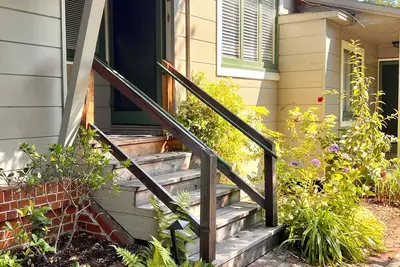 Image de Charming Alameda Bungalow Easy Access to San Francisco, Beach, Redwoods, Marinas