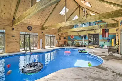 Image de Raccoon River Retreat: Indoor Pool & Outdoor Fun!