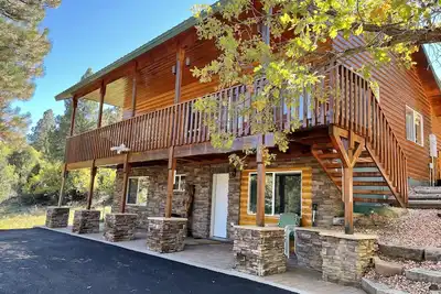 Image de Bryce & Zion midpoint! Firepit & pool table. Atv trails nearby.