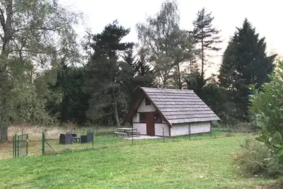 Image de hutte gauloise domaine du moulin de lachaud