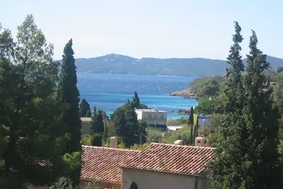 Image de Nouveau: Le Lavandou  Aiguebelle -  Appartement vue mer climatisé dans villa
