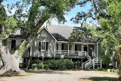 Image de Palmer's Point with dock on Jeremy Creek