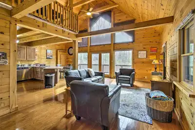 Image de Cozy Winter Retreat: Great Location & Pet Friendly