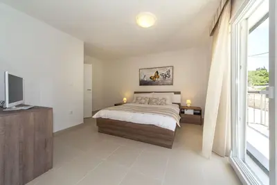 Image de Modern Villa in Povlja With Pool