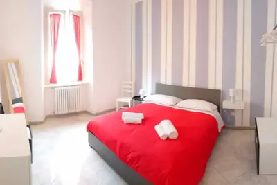 Image de Apt Central Magenta