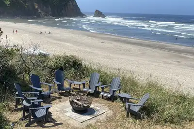 Image de Ocean Front, Hot tub, theater room, game room, Wifi, All king beds