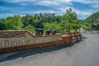 Image de Book Today! A Beautiful Life is Only 3. 4 miles to the Parkway in Pigeon Forge.