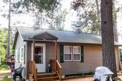 Image de Knotty Pine White Pine - Lake Minocqua