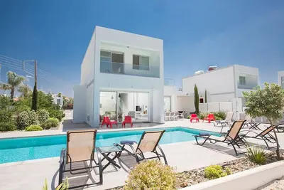 Image de Villa Ochosto Chrysos - Superbe villa Protaras de 5 chambres - Près de Fig Tree Bay Beach