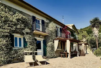 Image de Près de Pise et Lucques -  Superbe vue sur la piscine de la tour penchée