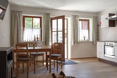 Image de Ground floor/barrier-free vacation apartment with cozy Swedish stove