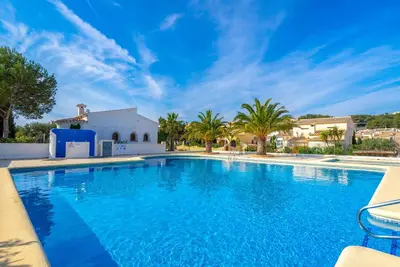 Image de Merveilleuse maison de vacances privée avec piscine, climatisation, Wifi, Tv, terrasse et parking