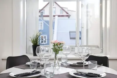 Stunning 2br apt with balcony view in Reykjavik
