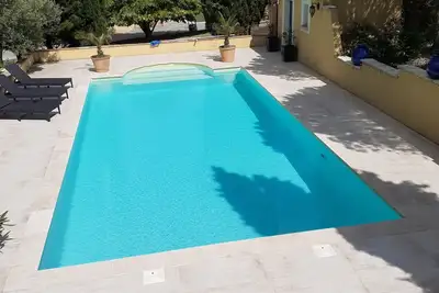 Image de superbe Appartement de luxe dans villa sur 3500 m2 de terrain, trés arboré