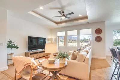 Image de Zion Area Home w/ Scenic Views & Private Hot Tub!