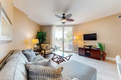 Image de 2nd Floor Beautiful, coastal Condo, Resort amenities, Close to entertainment
