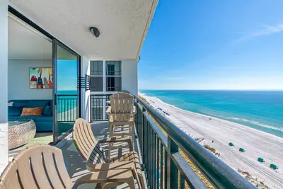 Image de 15th Floor Beautiful Condo, Splash pad w/ multiple pools & hot tub