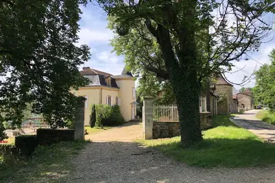 Image de Maison de maître avec vue sur village classé