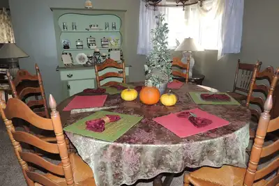 Image de 5 miles to Cuyhoga  National Park & Blossom Music Center