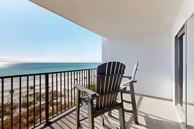 Image de 6th Floor Lovely Condo Great Amenities, Gulf View, Large Balcony