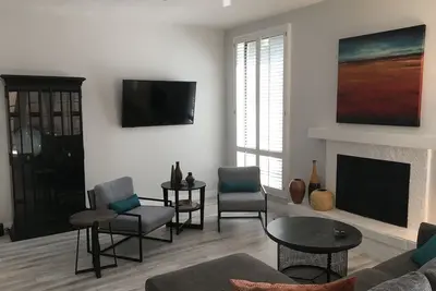 Image de Contemporary Home Near Old Scottsdale