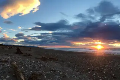 Image de Cameron's Beach Front