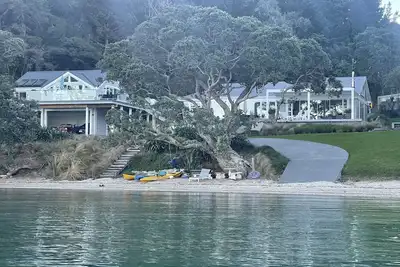 Image de Private Beach front property in Paradise