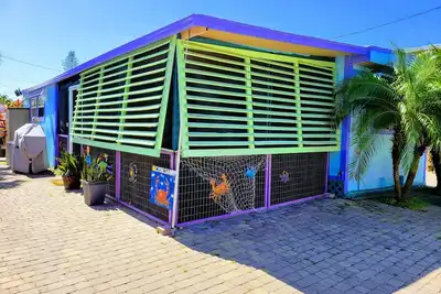 Image de The Crab Shack - Fully-equipped and Updated 2-bedroom Waterfront Vacation Rental