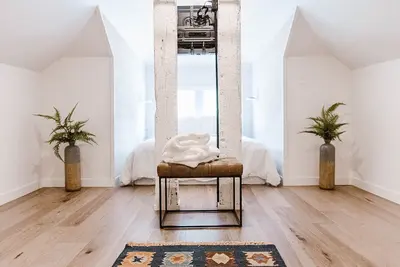 Image de Charming Kalamazoo Bungalow-5 min from downtown