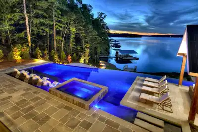 Image de Lake Front Luxury Pool Hot Tub Dock Summer booking