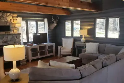 Image de Amazing Lake cabin rental