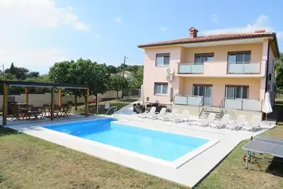 Image de Maison de vacances Medulin pour 1 - 12 personnes avec 6 chambres à coucher - Maison de vacances