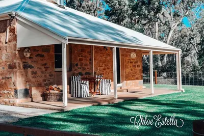 Image de Sir Walter's Cottage at Hughes Park