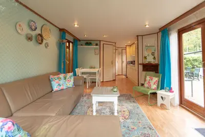 Image de Fine cottage 41 + garden on beautiful child-friendly park in nature