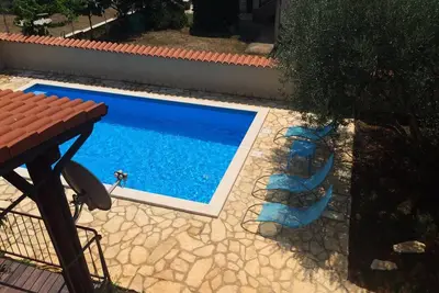 Image de Appartement de vacances pour 6 personnes env. 120 qmà Stancija Vinjeri Novigrad, Istrie (Istrische Riviera)