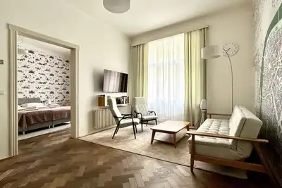 Image de Spacious apartment in Old Town - 3bd - best location!