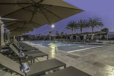 Image de Family friendly 3b/R Near Disney Free Parking, Free Wi-Fi with Pool