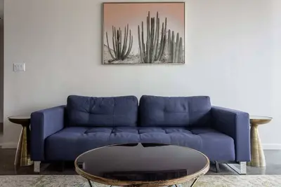 Image de Kasa | Austin | Family Ready 2bd/2ba 2nd Street District Apartment