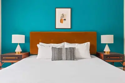 Kasa | Denver | Luxurious 2bd/2ba Riverfront Apartment