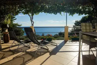 Image de Maison de vacances Maslinica pour 1 - 4 personnes avec 2 chambres Ă coucher - Maison de vacances