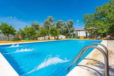 Image de Maison de vacances Carcabuey pour 1 - 12 personnes avec 6 chambres à coucher - Maison de vacances