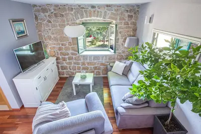 Image de Maison de vacances Gornji Vinjani pour 7 personnes avec 3 chambres à coucher - Maison de vacances